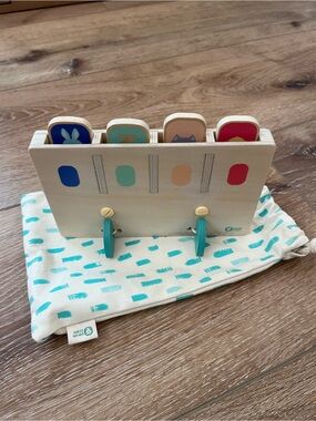 Montessori Wooden Color Match Pop-Up Learning Toy